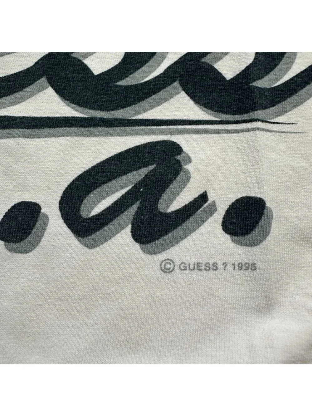 Vintage 90s Guess USA Script T-Shirt White M Spell Out Hip Hop Streetwear Skater - Picture 3 of 7